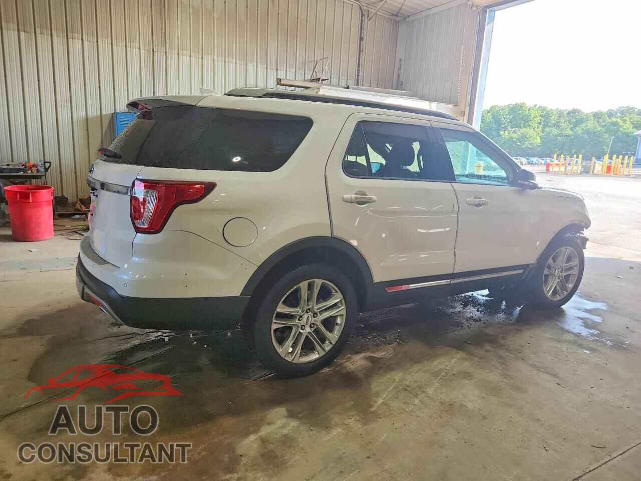 FORD EXPLORER 2017 - 1FM5K7D8XHGD34446