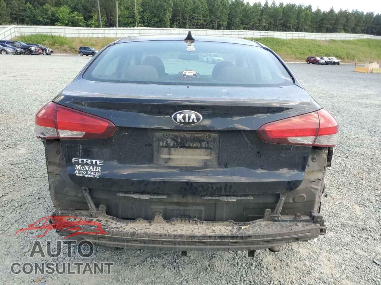 KIA FORTE 2017 - 3KPFK4A70HE018721