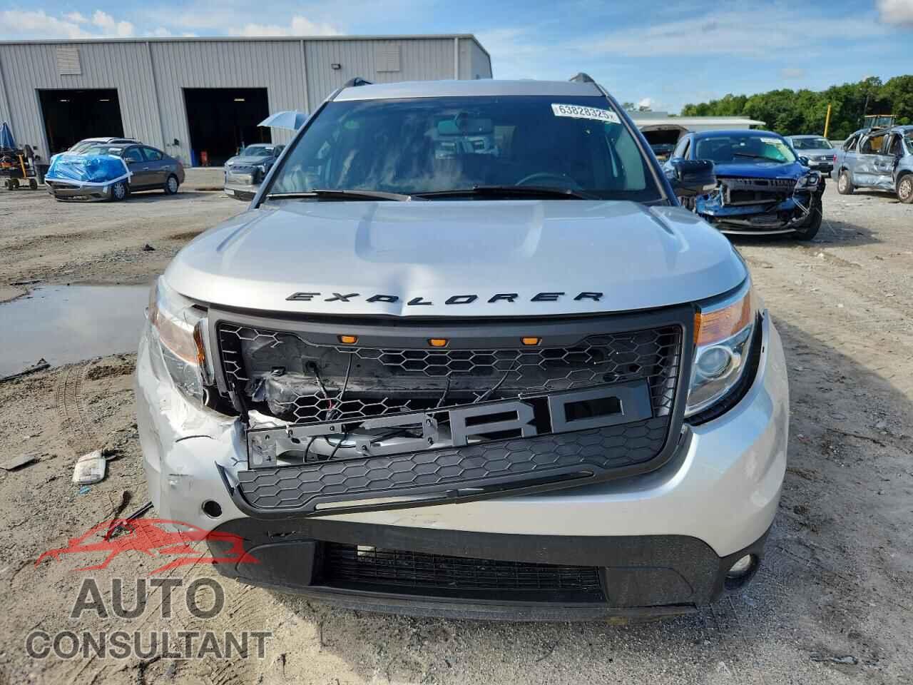 FORD EXPLORER 2015 - 1FM5K7D89FGA31509