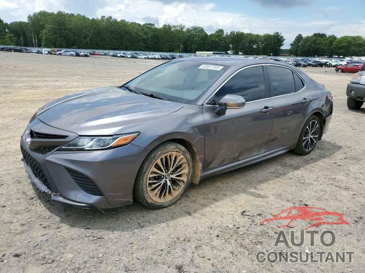 TOYOTA CAMRY 2018 - 4T1B11HK5JU671395