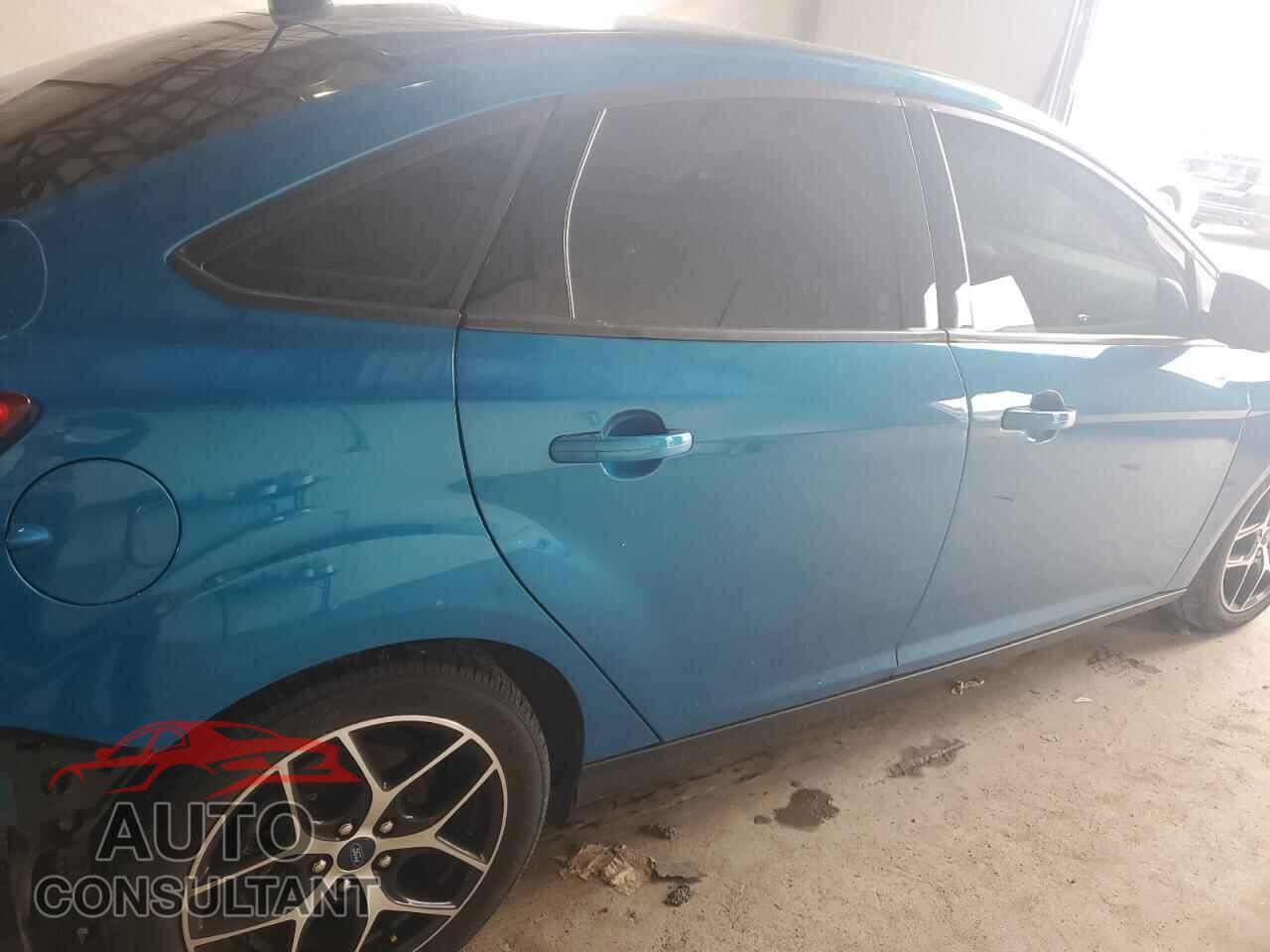 FORD FOCUS 2017 - 1FADP3H24HL219306