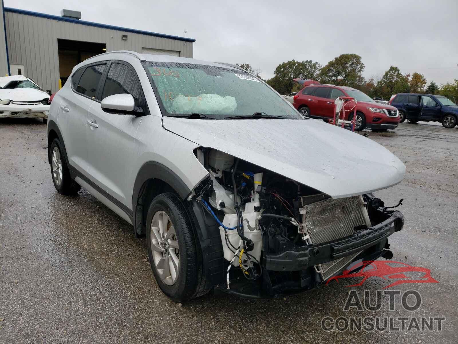 HYUNDAI TUCSON 2018 - KM8J33A47JU672058