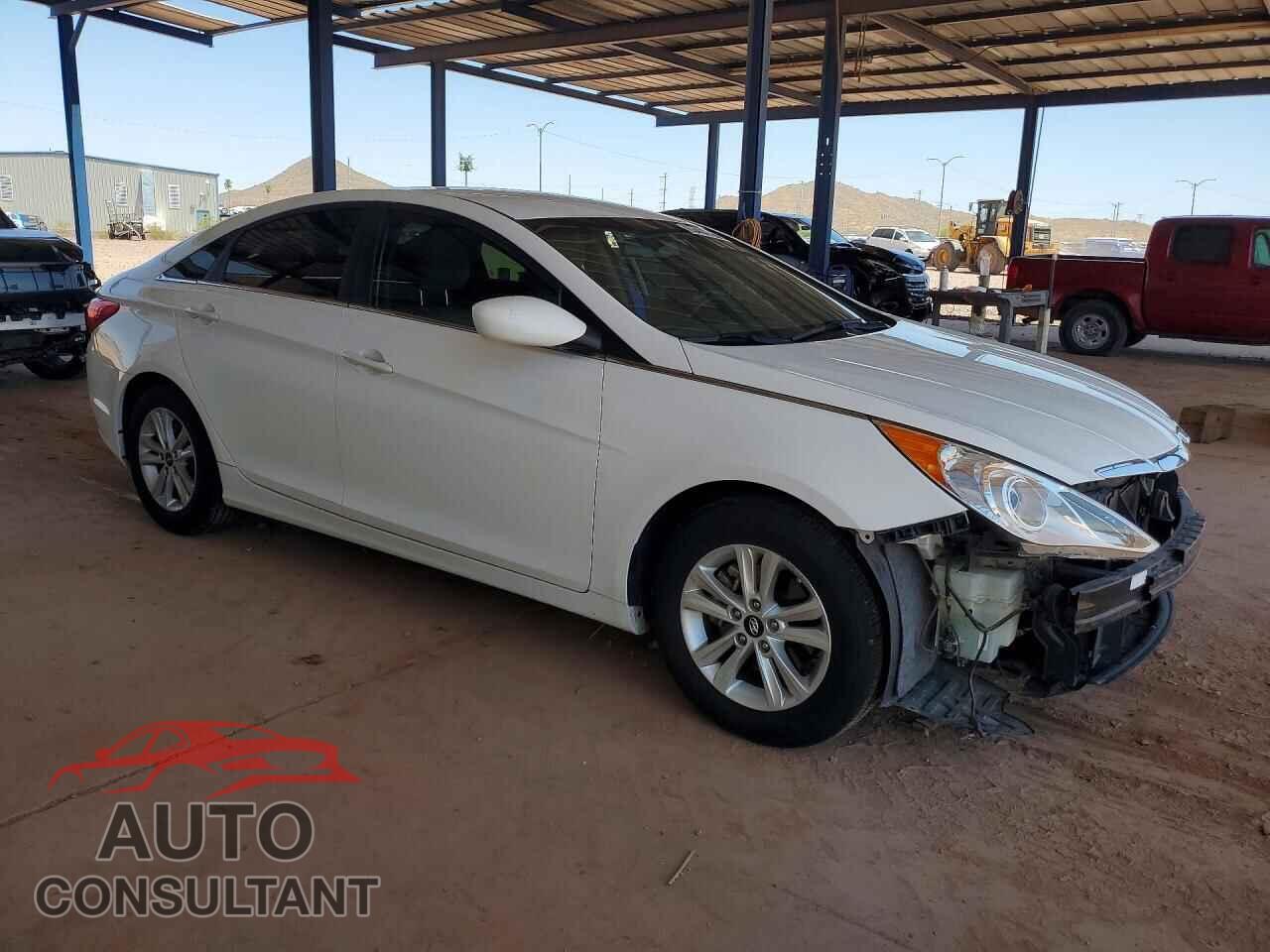 HYUNDAI SONATA 2013 - 5NPEB4AC3DH683028