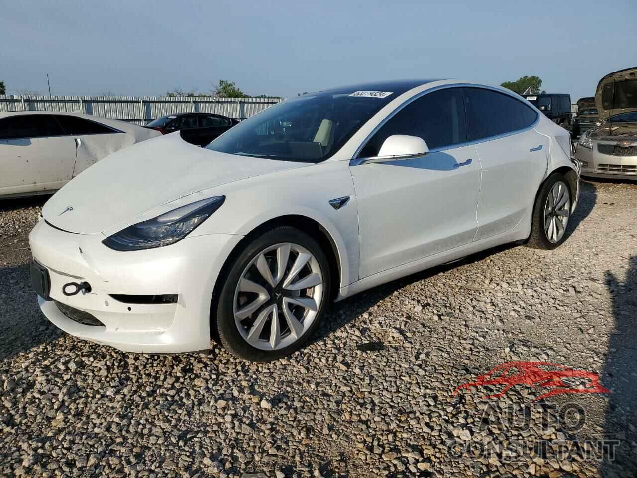 TESLA MODEL 3 2020 - 5YJ3E1EC3LF586903