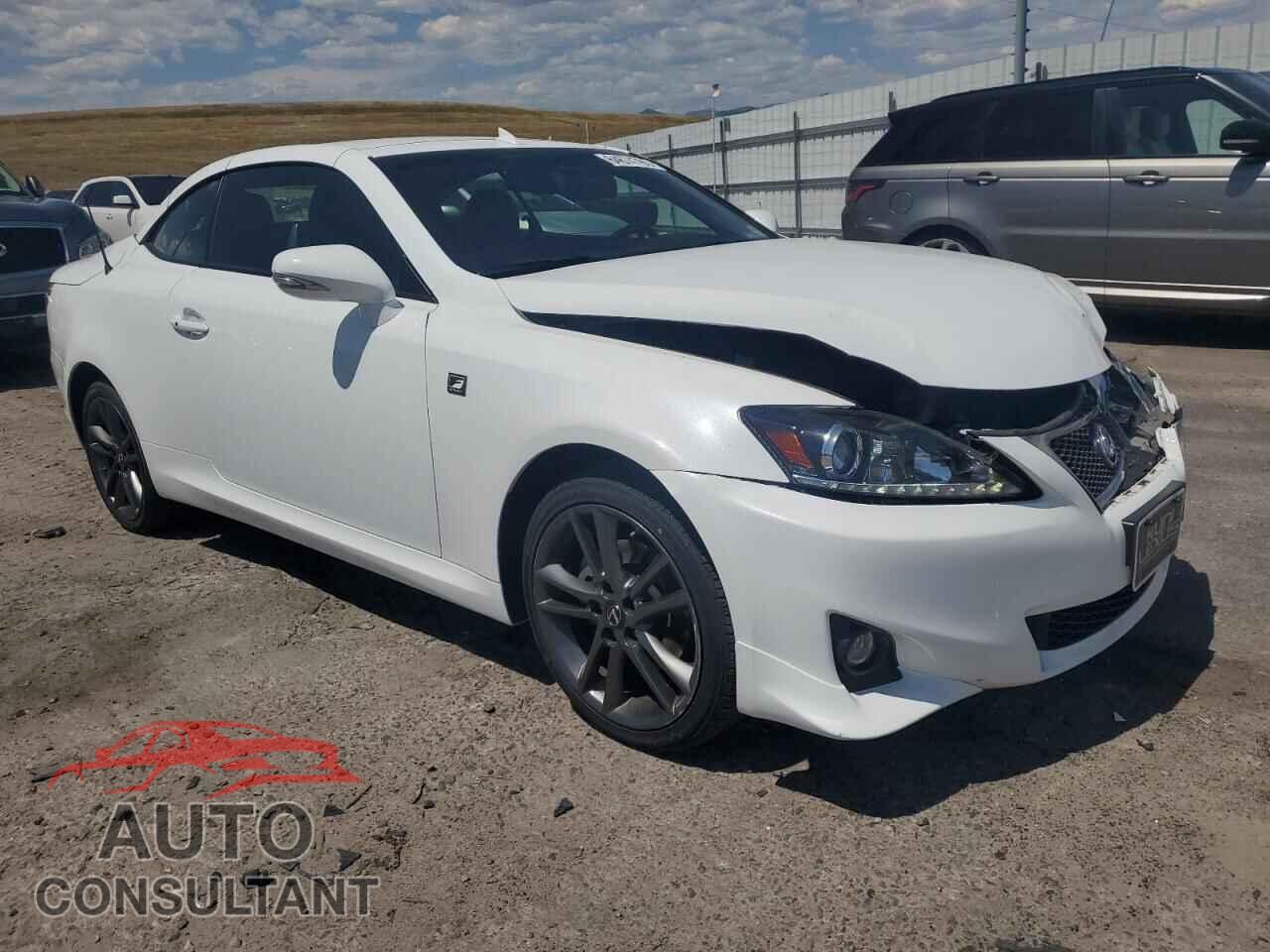 LEXUS IS 2015 - JTHFF2C2XF2531932