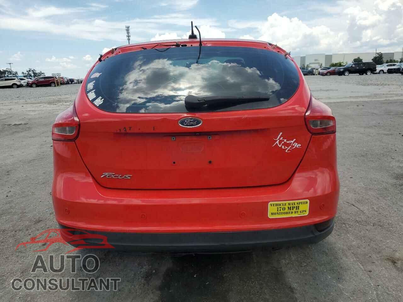 FORD FOCUS 2016 - 1FADP3K28GL356546