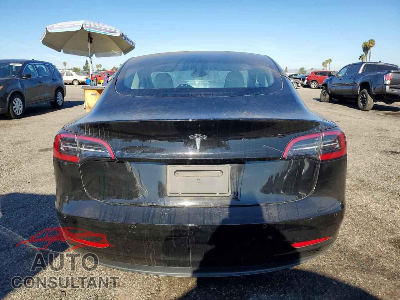 TESLA MODEL 3 2021 - 5YJ3E1EA2MF066045
