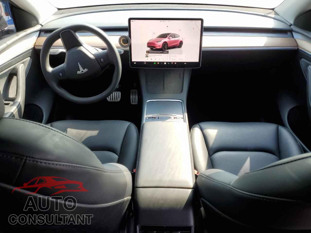TESLA MODEL Y 2024 - 7SAYGDEF0RF059697