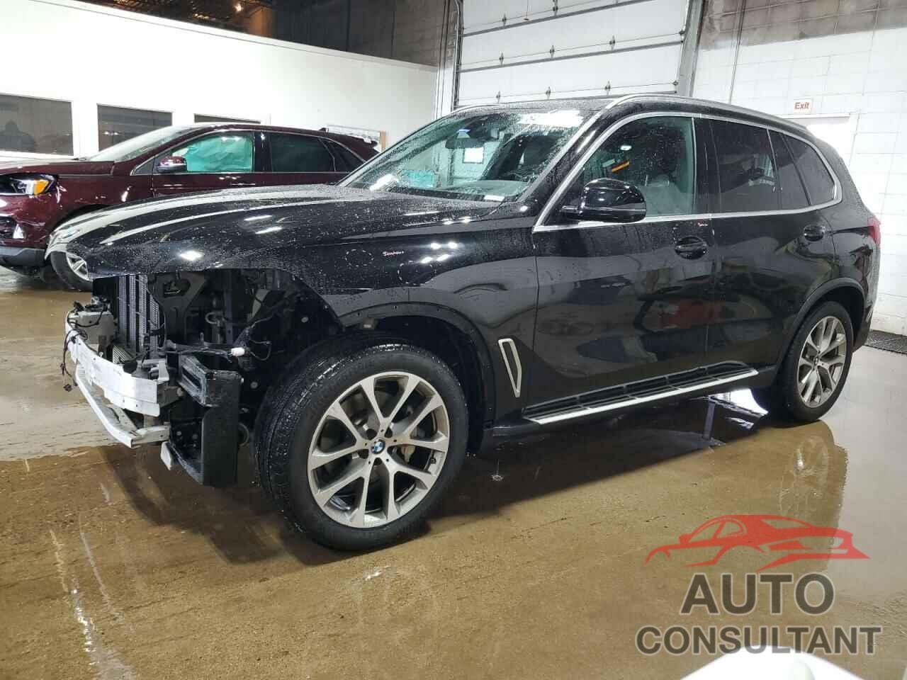 BMW X5 2023 - 5UXCR6C08P9P64748