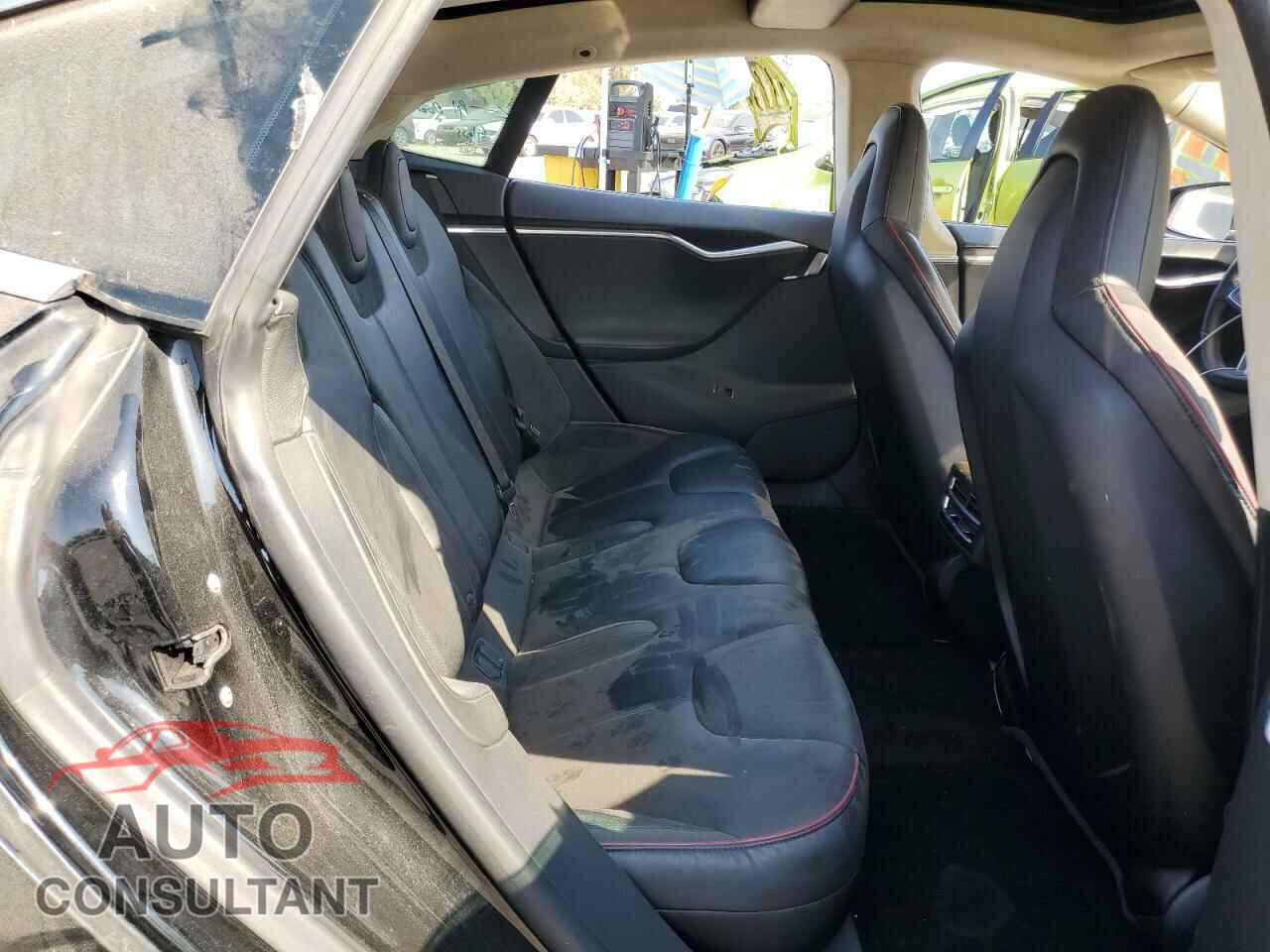 TESLA MODEL S 2012 - 5YJSA1DP3CFS00606