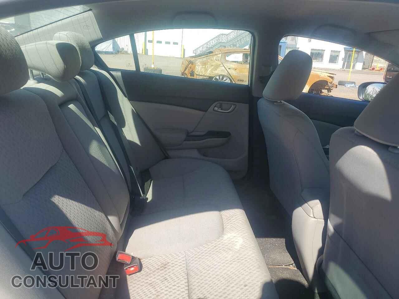 HONDA CIVIC 2014 - 2HGFB2F45EH028634