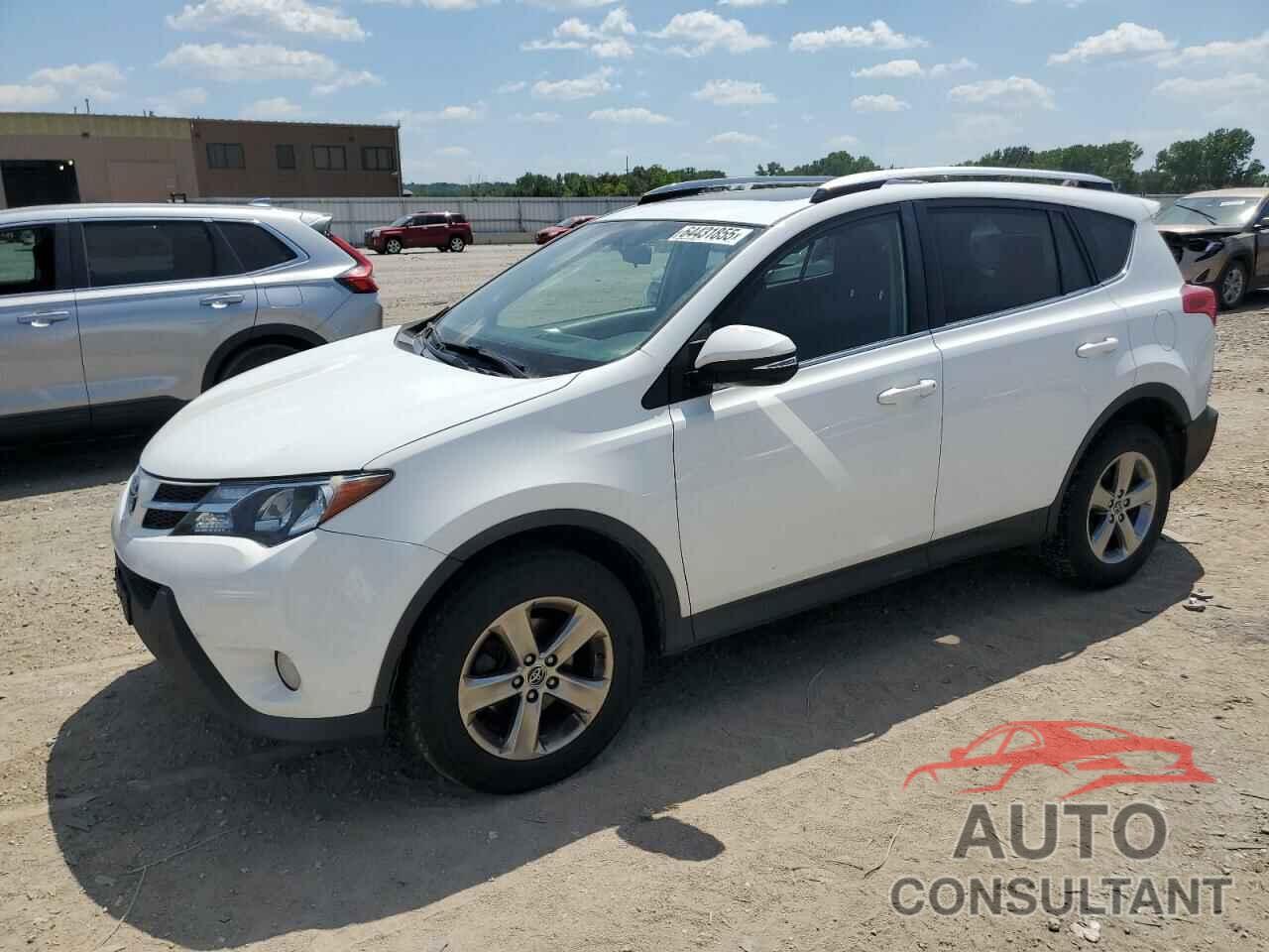 TOYOTA RAV4 2015 - JTMRFREV5FD135362