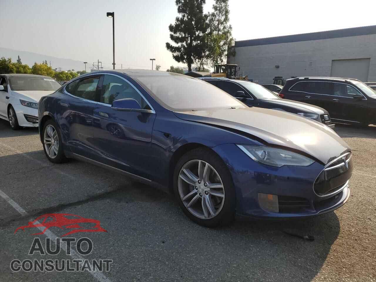 TESLA MODEL S 2015 - 5YJSA1E1XFF111162