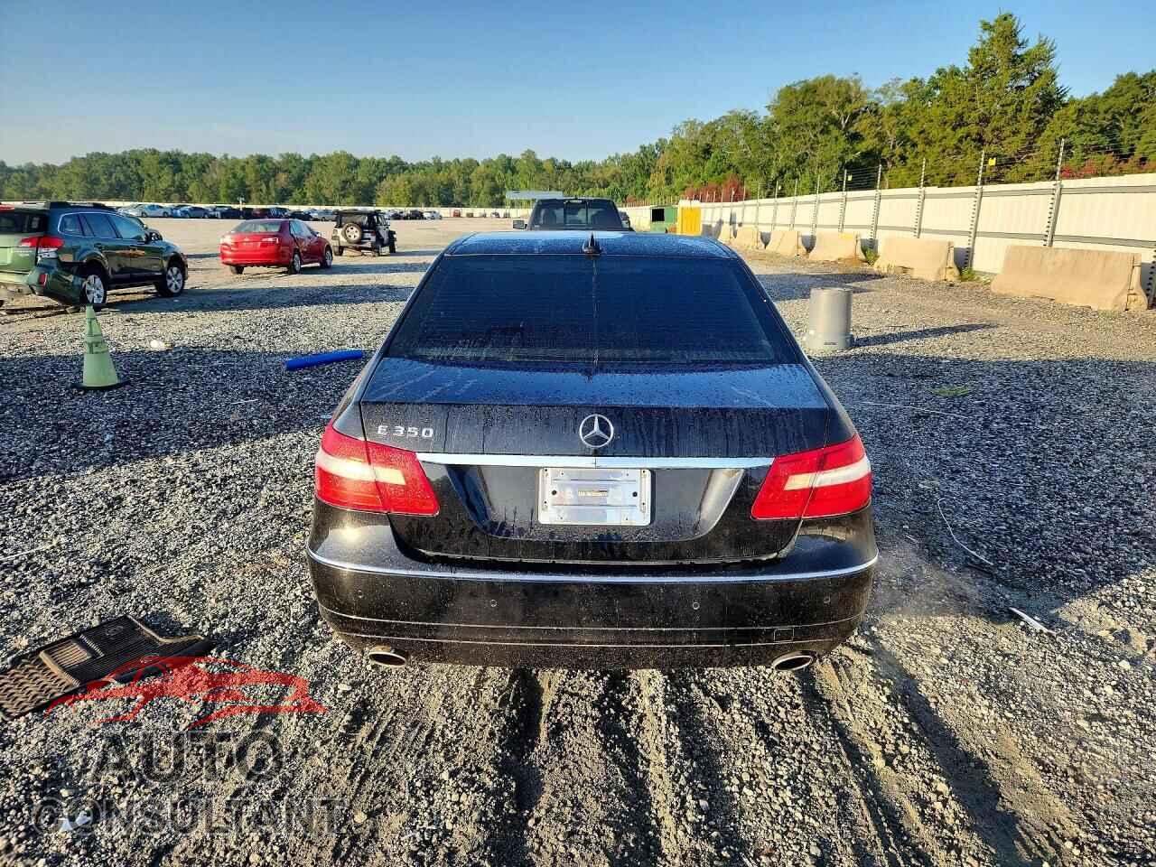 MERCEDES-BENZ E-CLASS 2012 - WDDHF5KB4CA640701