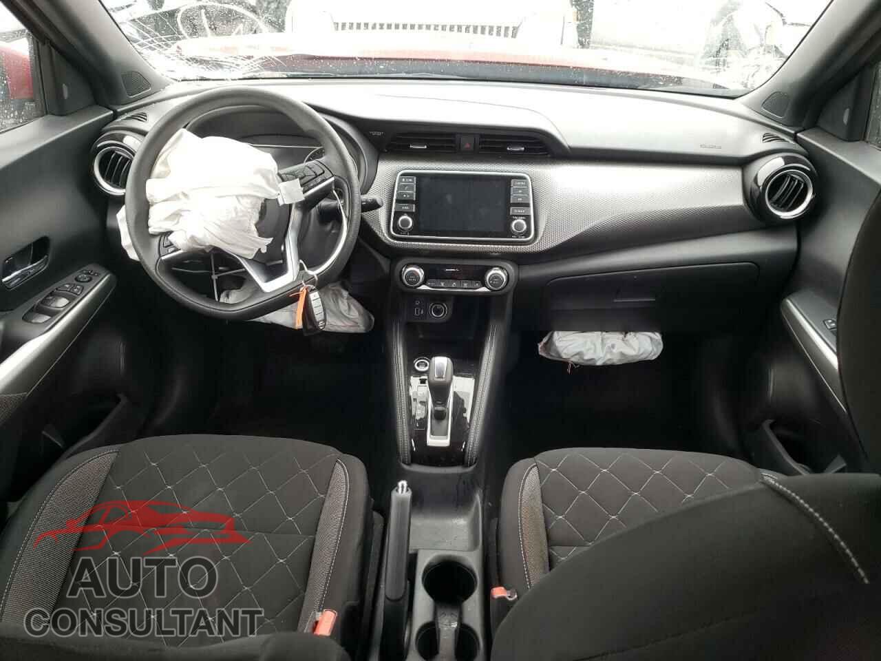 NISSAN KICKS 2020 - 3N1CP5CV4LL525442