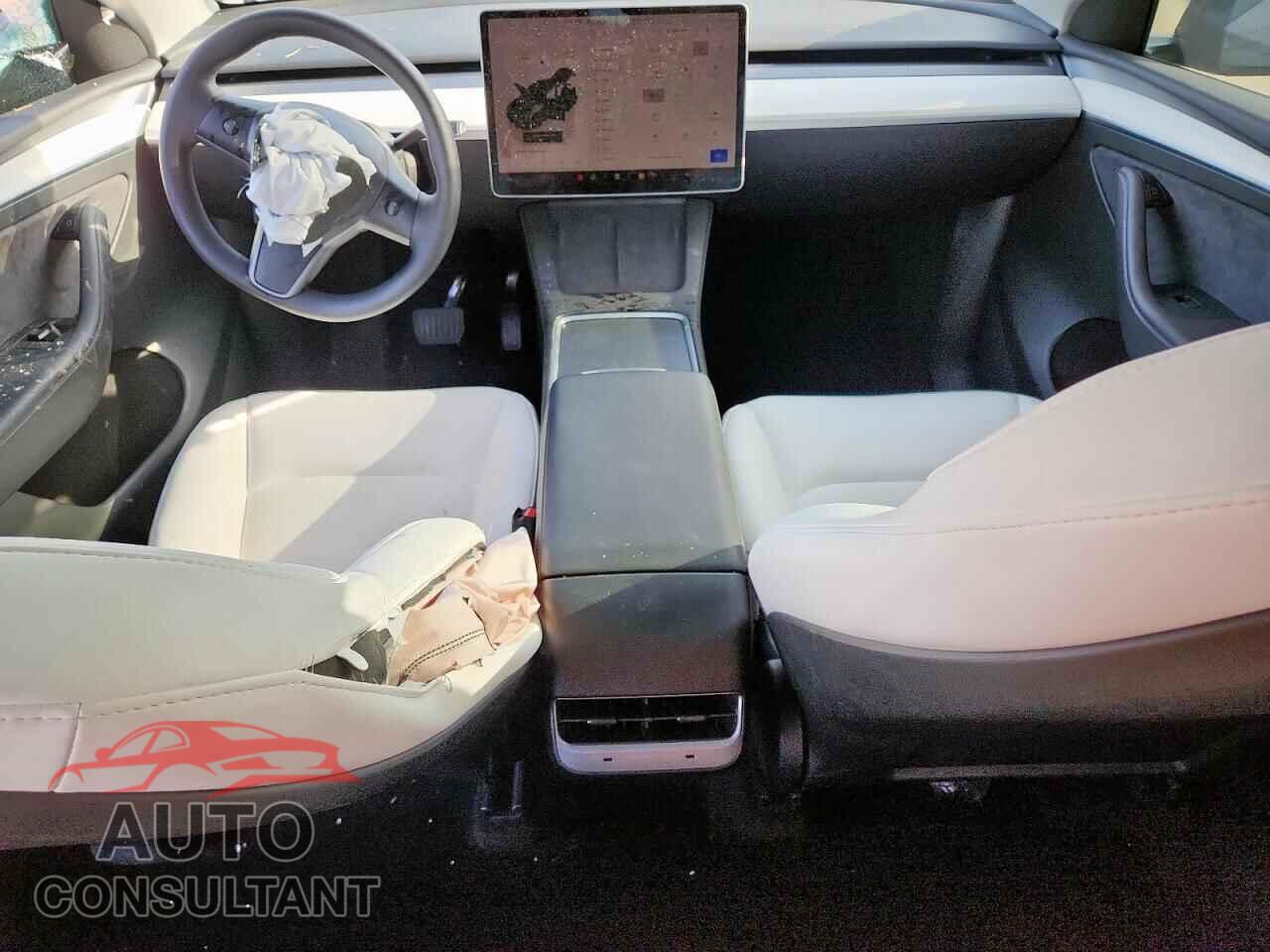 TESLA MODEL Y 2024 - 7SAYGDED4RF106941