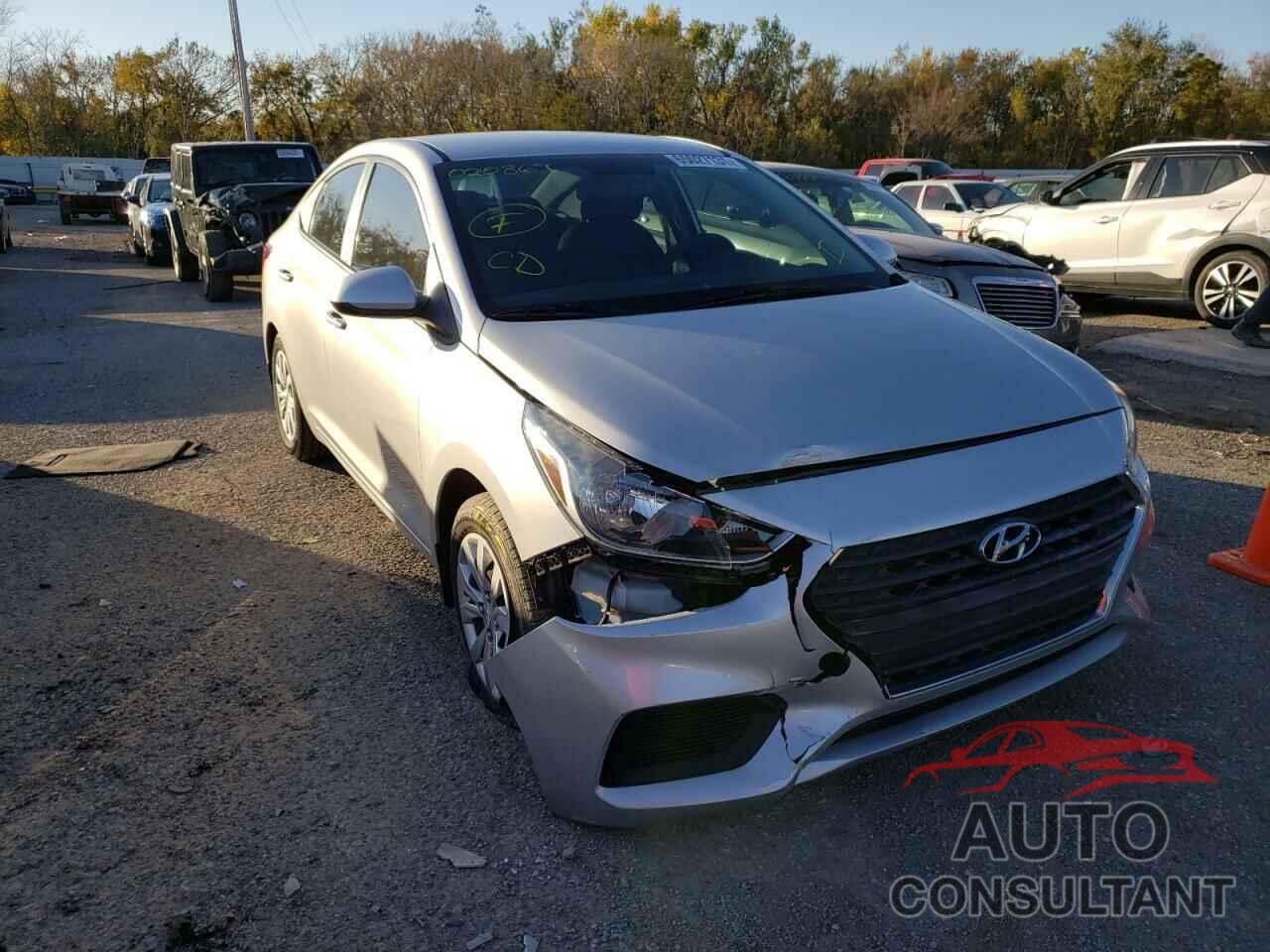 HYUNDAI ACCENT 2018 - 3KPC24A31JE020869