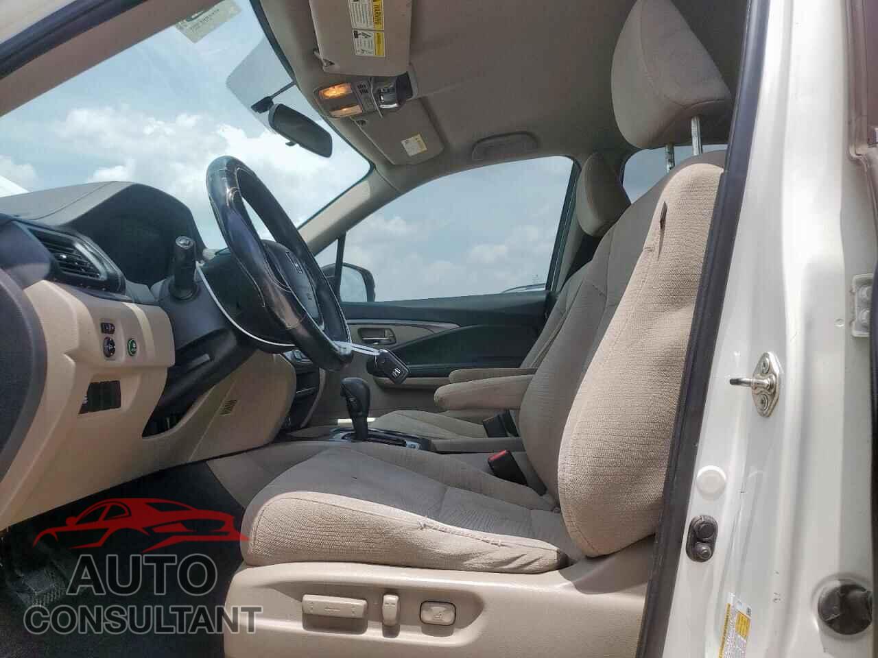 HONDA PILOT 2018 - 5FNYF5H35JB007462
