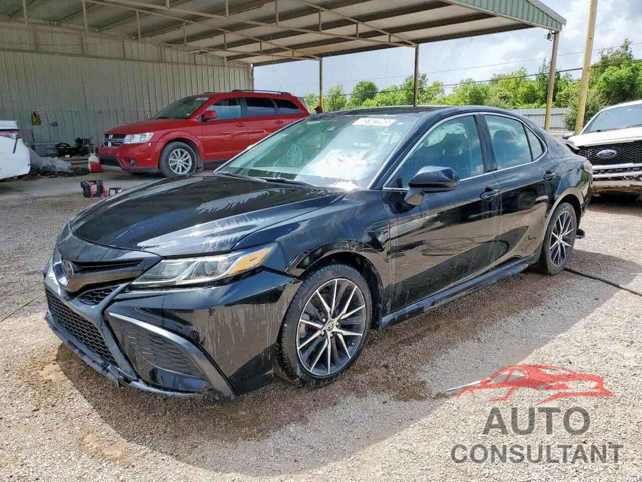 TOYOTA CAMRY 2021 - 4T1G11AK2MU409127