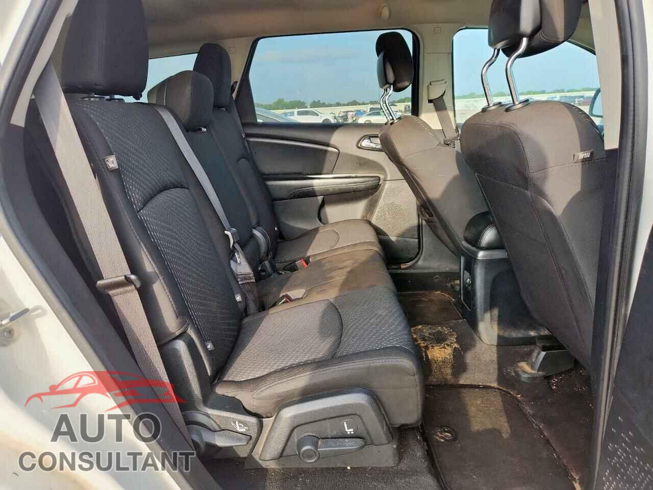 DODGE JOURNEY 2015 - 3C4PDCBB2FT614594