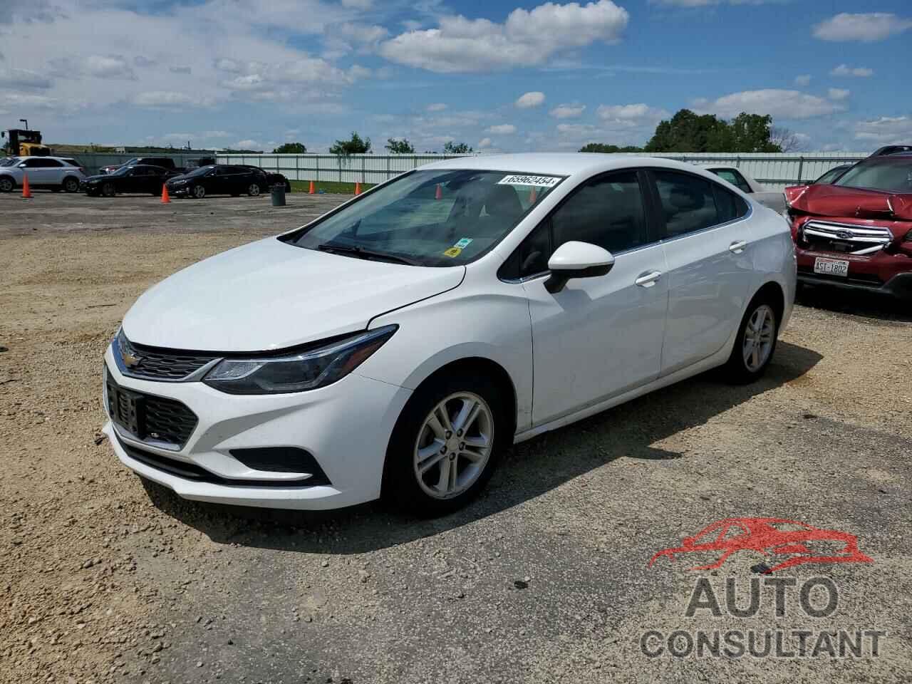 CHEVROLET CRUZE 2017 - 1G1BE5SM5H7236582