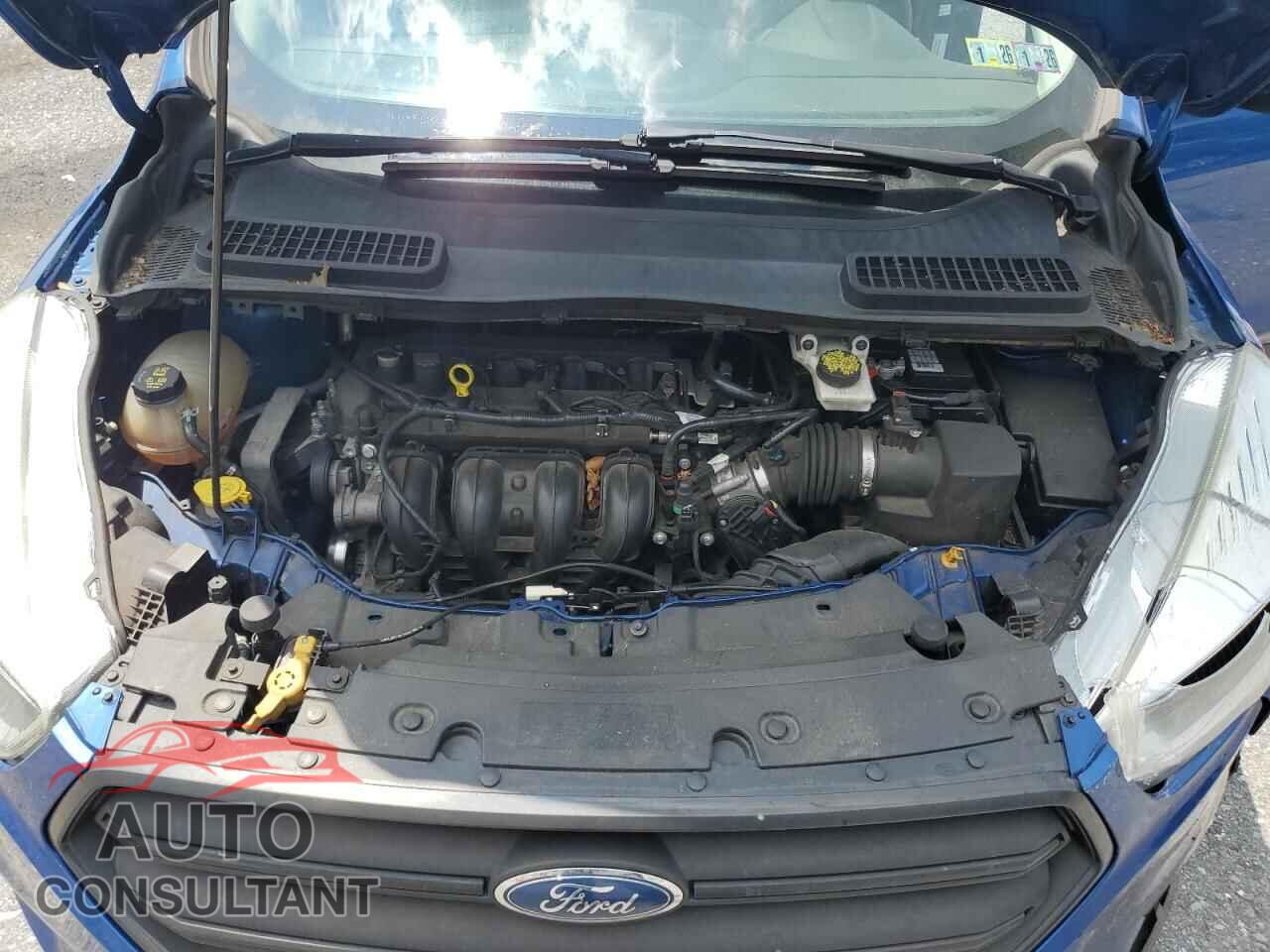 FORD ESCAPE 2017 - 1FMCU0F70HUE12649