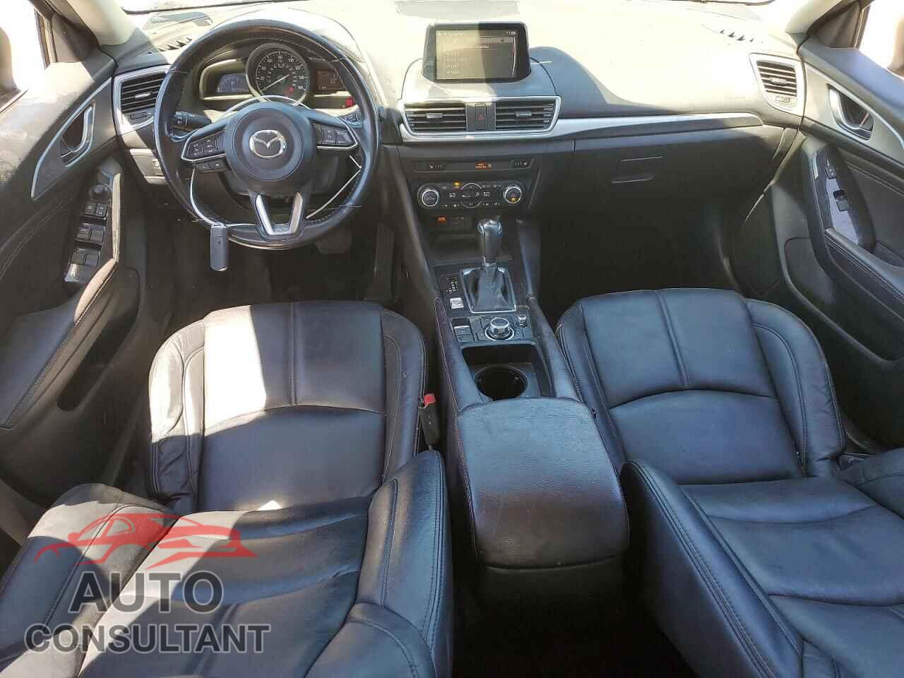 MAZDA 3 2017 - 3MZBN1V71HM110406