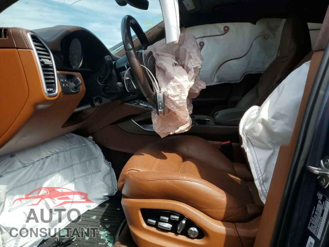 PORSCHE CAYENNE 2019 - WP1AF2AY8KDA81374