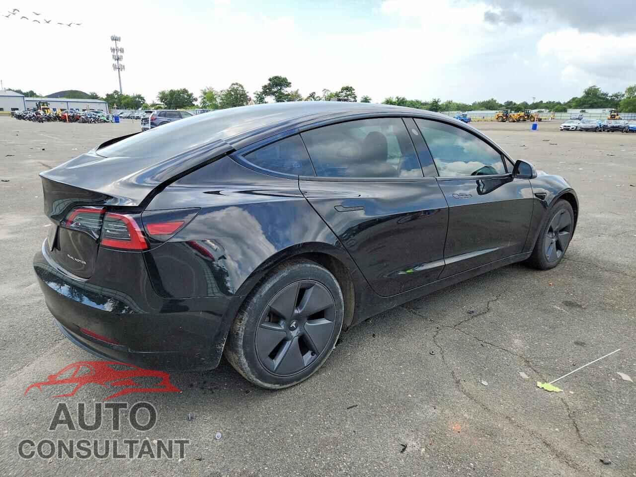 TESLA MODEL 3 2023 - 5YJ3E1EB9PF710413