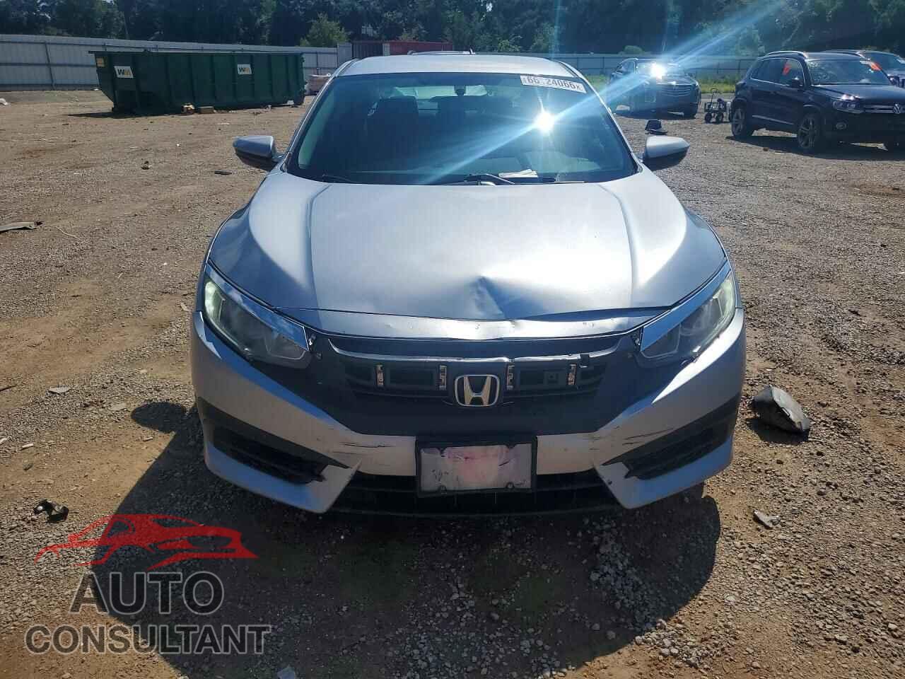 HONDA CIVIC 2017 - 19XFC2F58HE003411