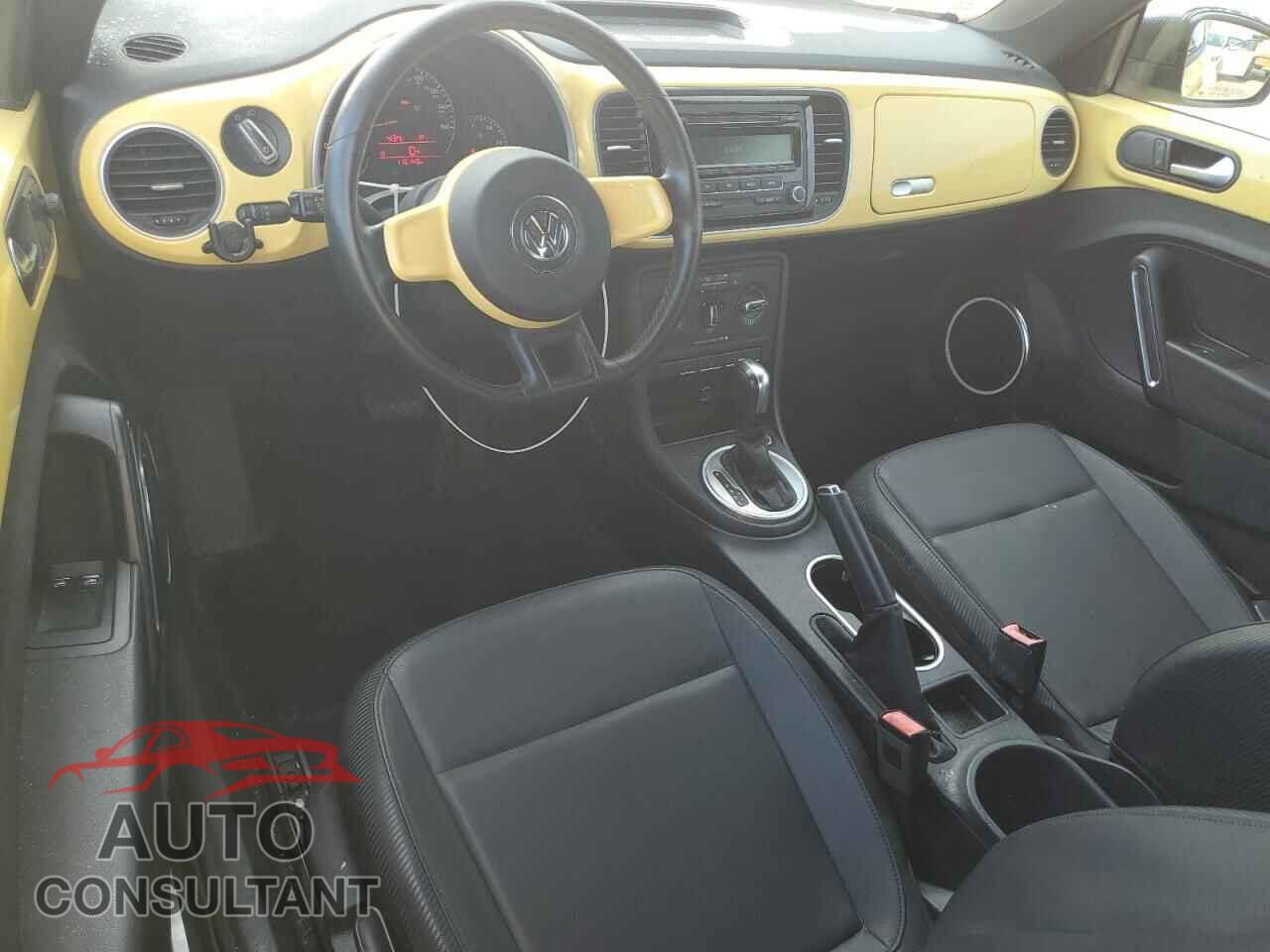 VOLKSWAGEN BEETLE 2012 - 3VWJP7AT2CM606545
