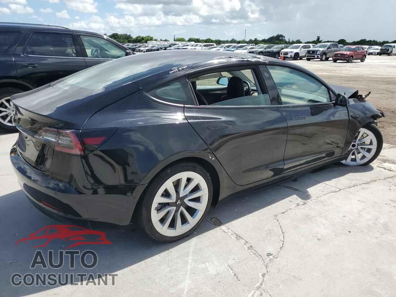 TESLA MODEL 3 2022 - 5YJ3E1EA4NF369264