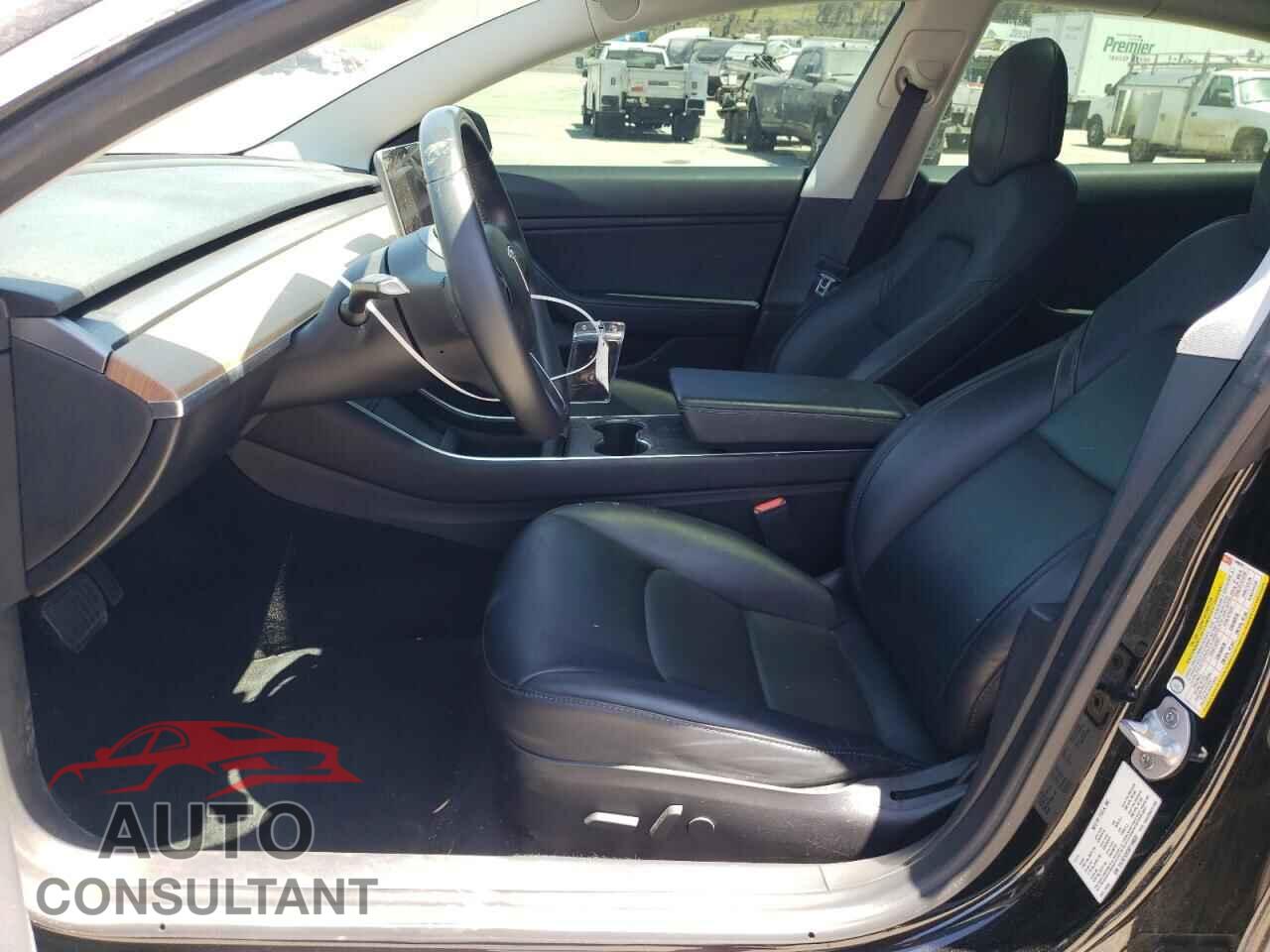 TESLA MODEL 3 2019 - 5YJ3E1EB3KF199032