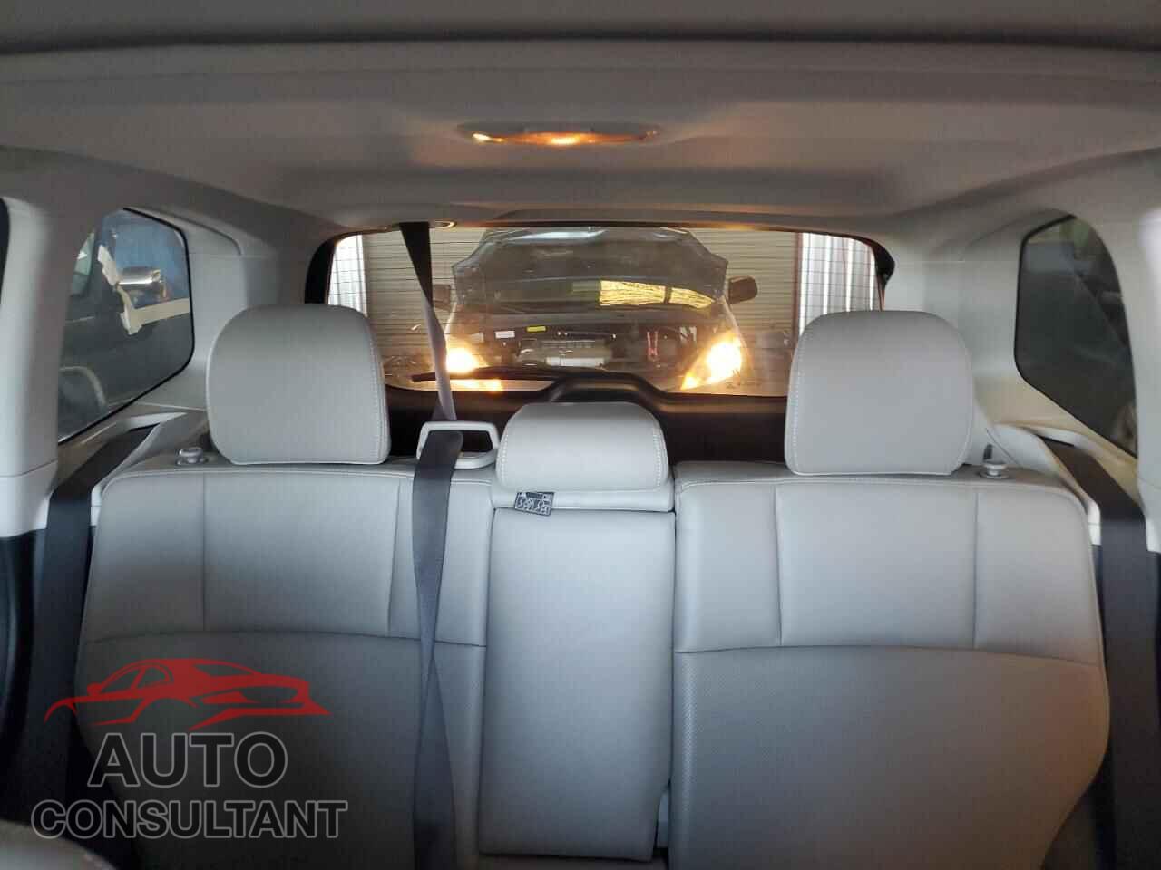 SUBARU FORESTER 2015 - JF2SJAHC6FH516577