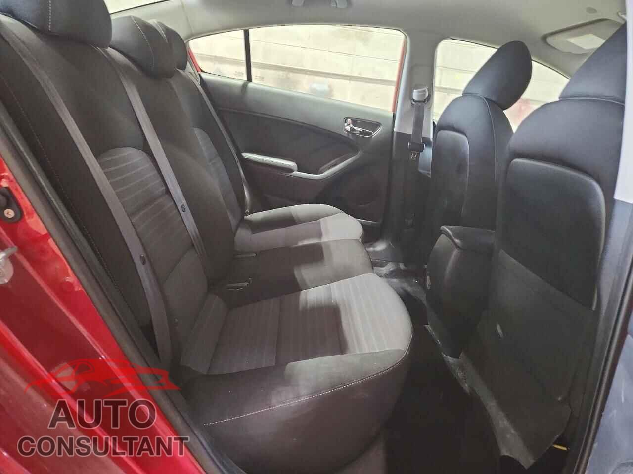 KIA FORTE 2017 - 3KPFL4A73HE096438
