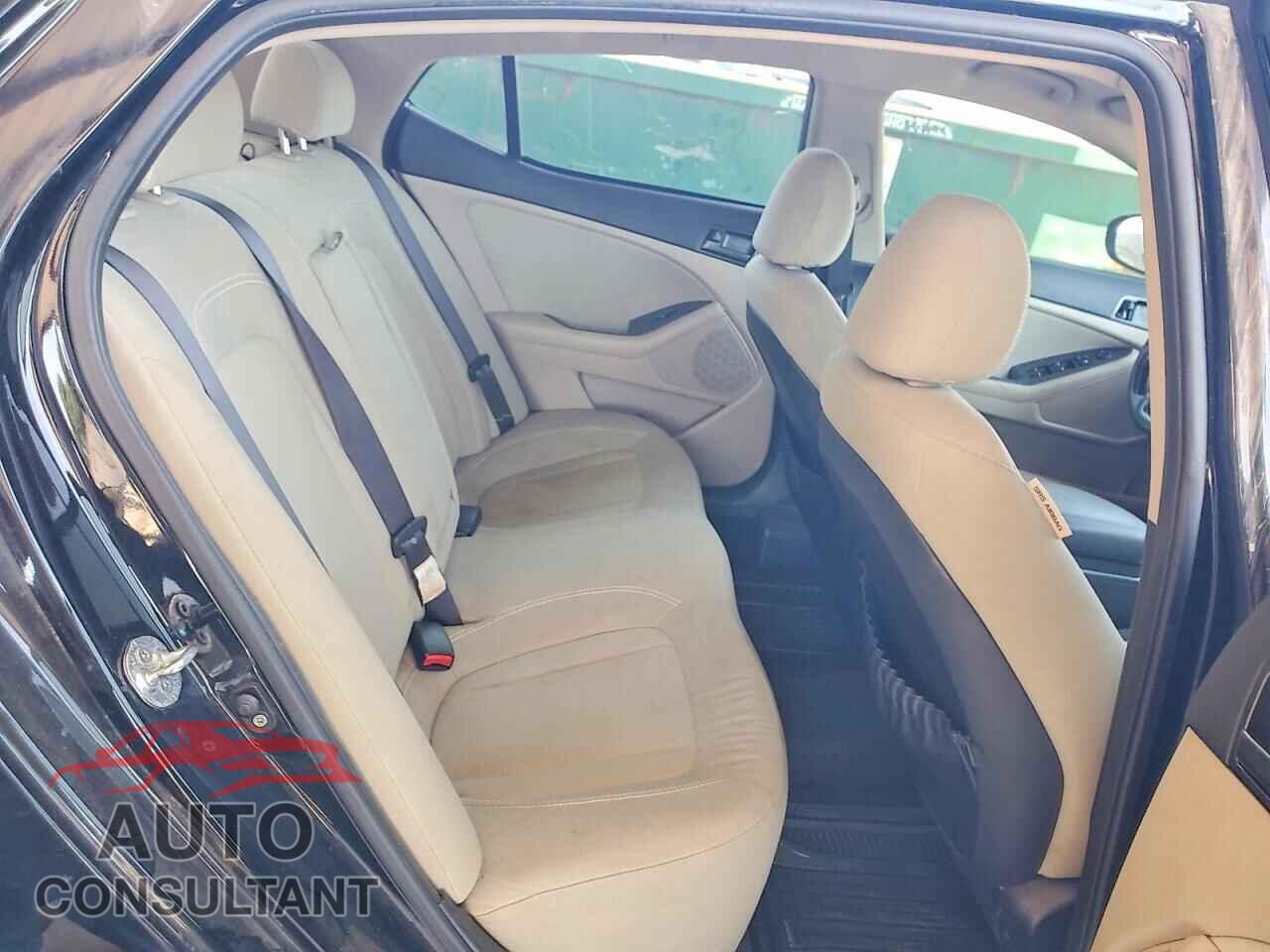 KIA OPTIMA 2011 - KNAGM4A75B5161355
