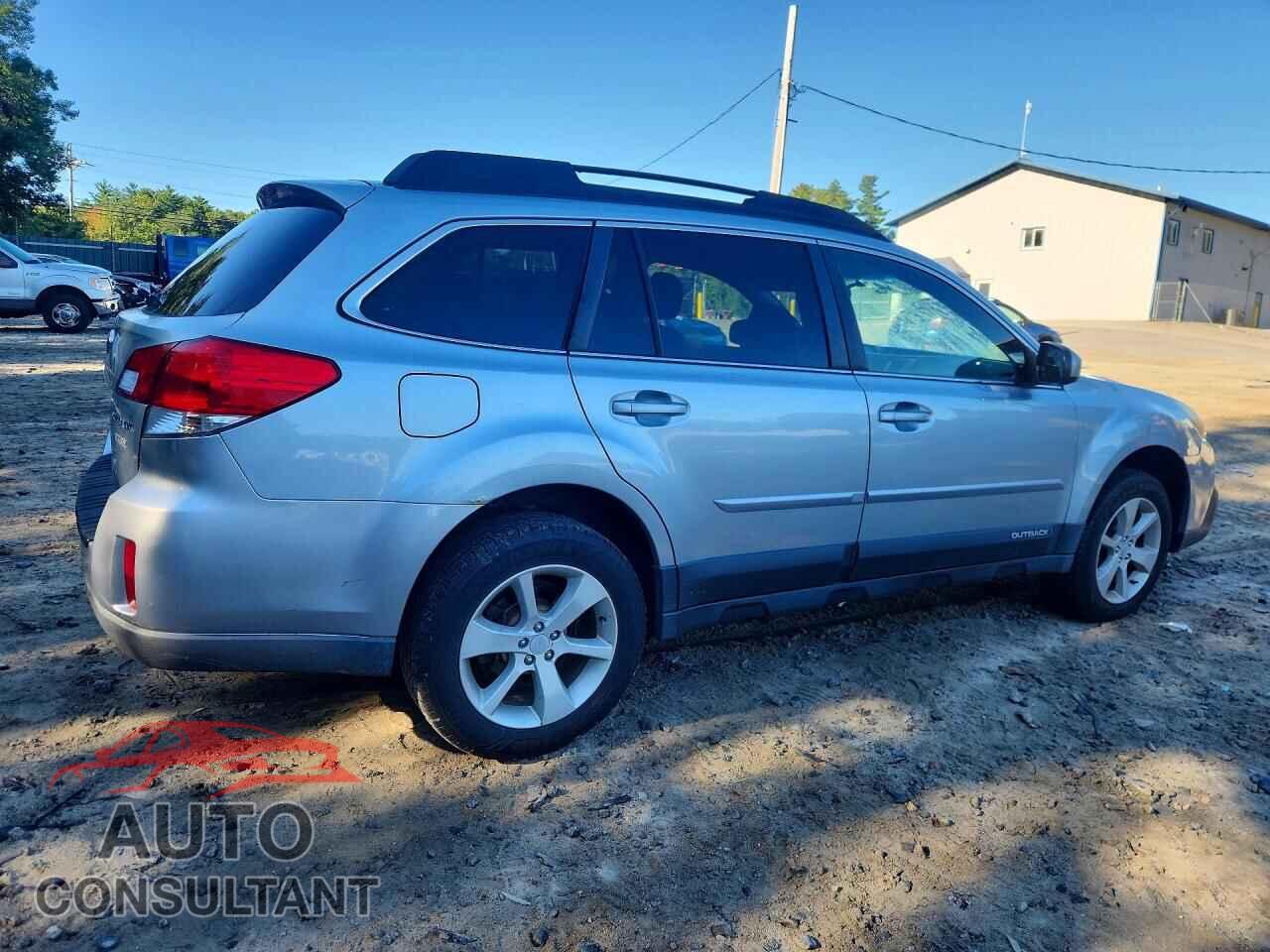 SUBARU OUTBACK 2013 - 4S4BRBCC7D3285215