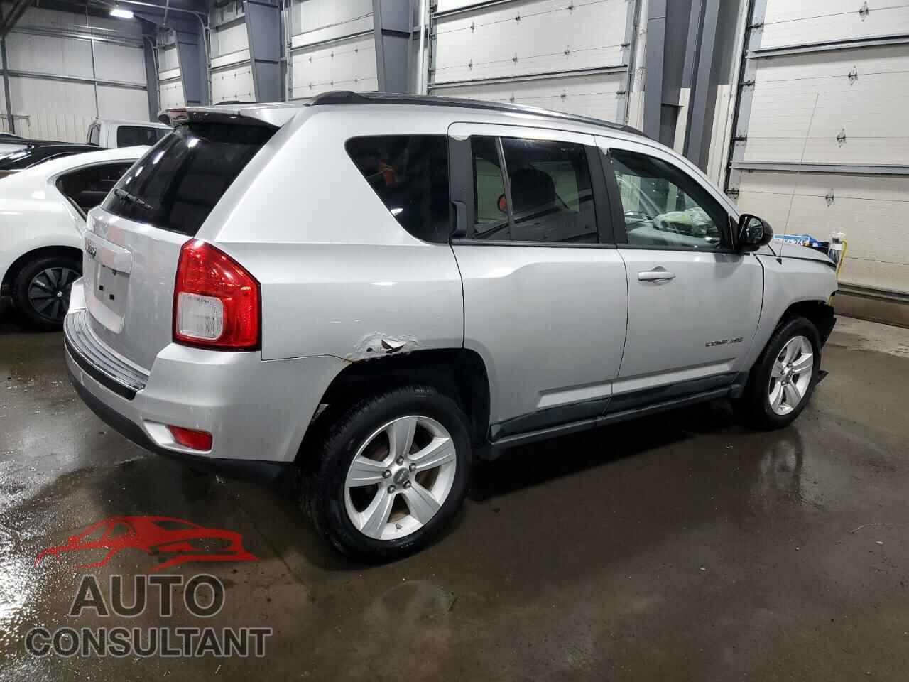 JEEP COMPASS 2011 - 1J4NT1FB0BD261081