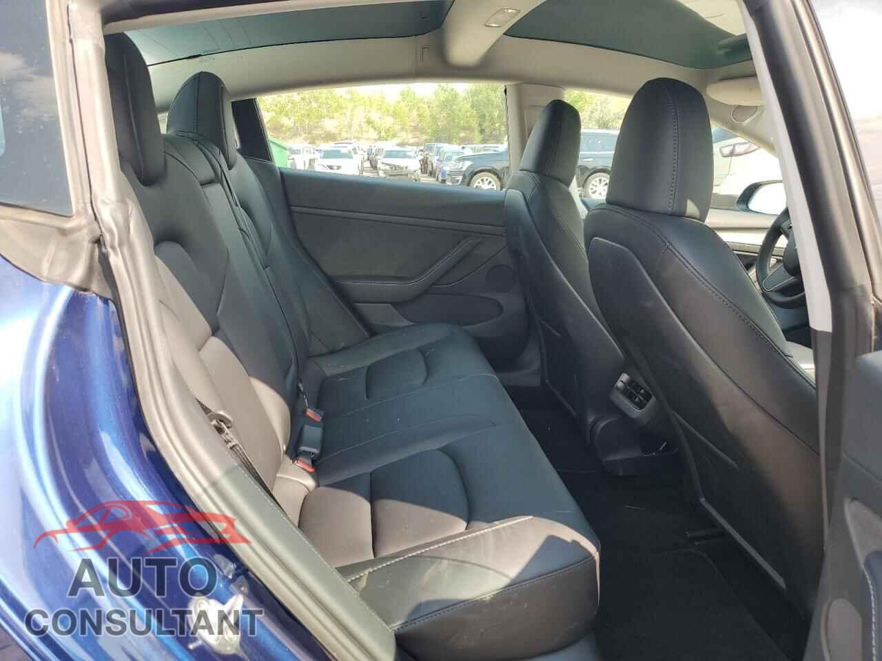 TESLA MODEL 3 2023 - 5YJ3E1EA2PF483749