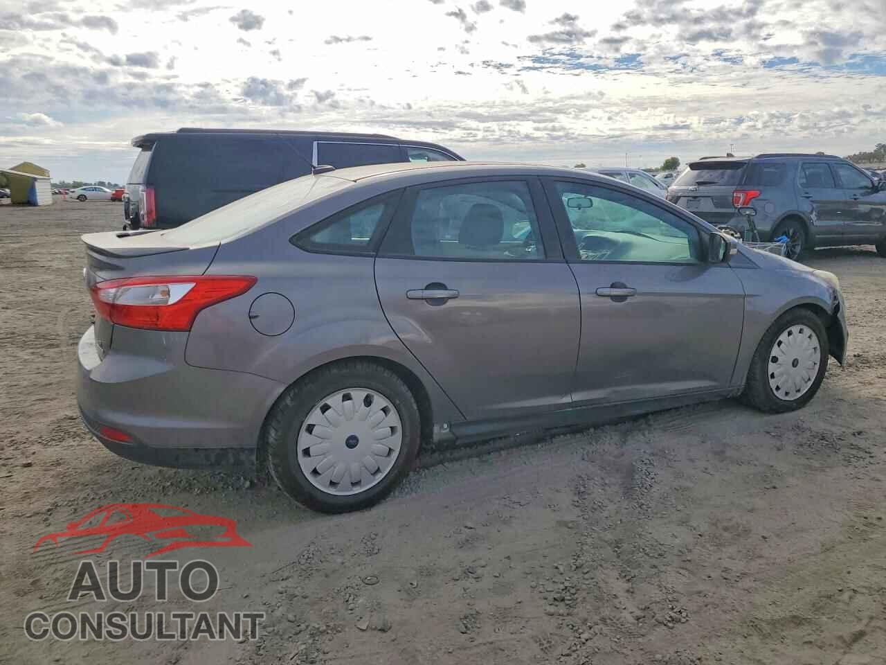 FORD FOCUS 2014 - 1FADP3F21EL186005