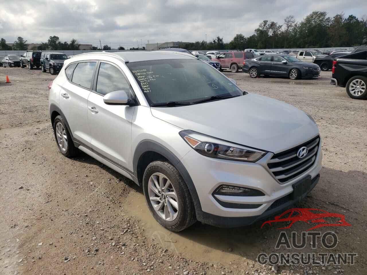 HYUNDAI TUCSON 2018 - KM8J33A45JU660006