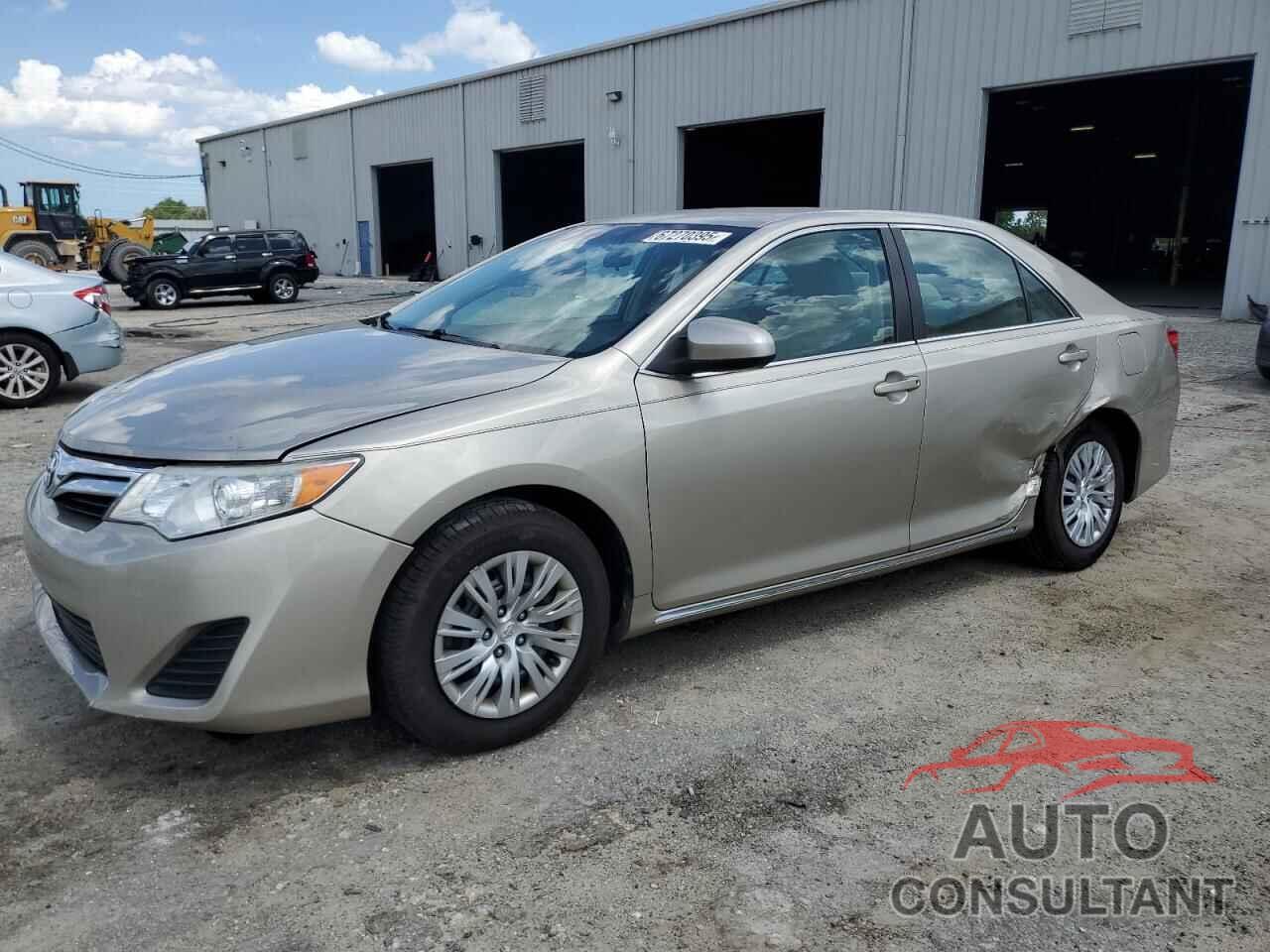 TOYOTA CAMRY 2013 - 4T1BF1FKXDU288948