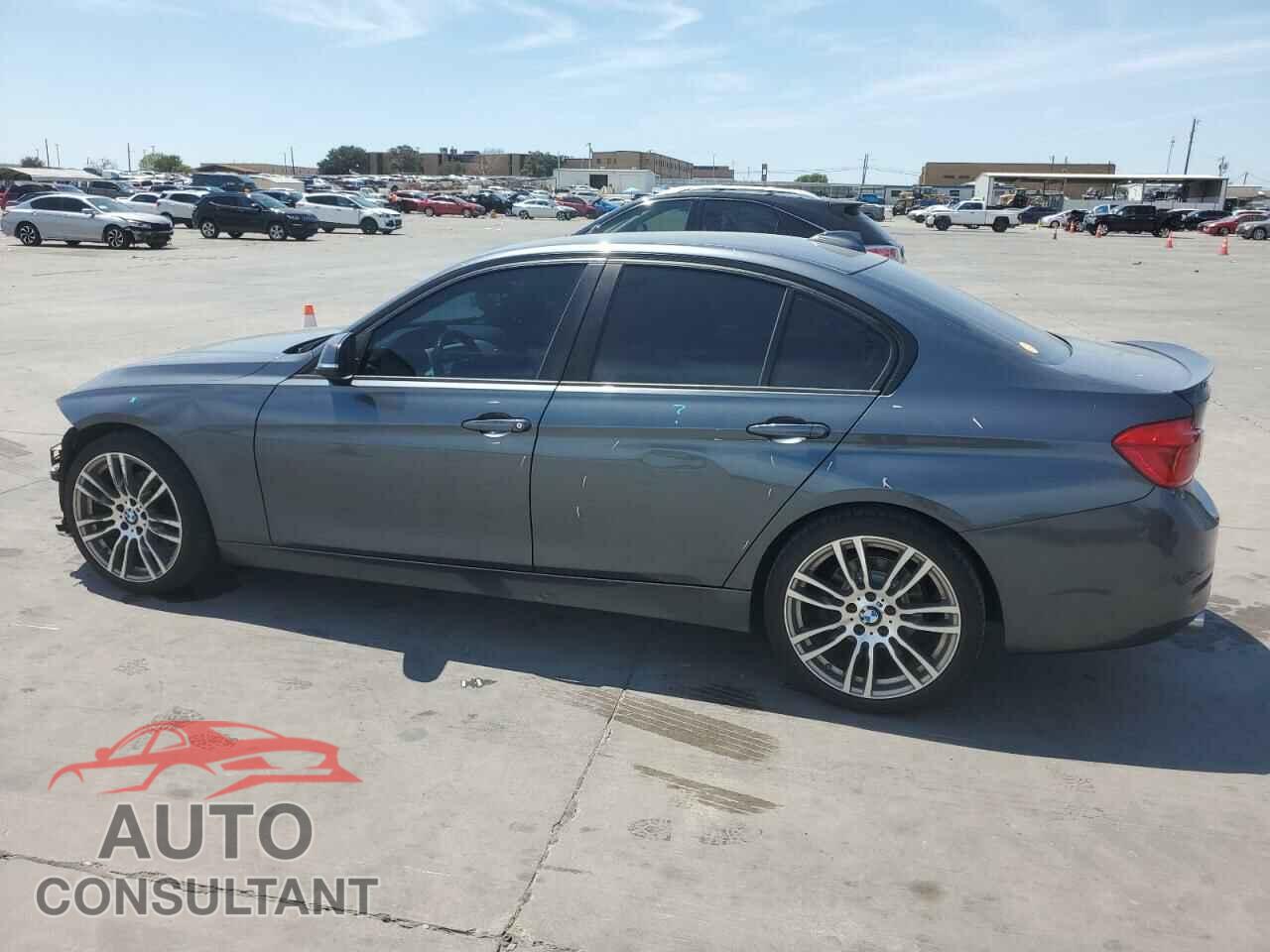 BMW 3 SERIES 2016 - WBA8E1G53GNU11883
