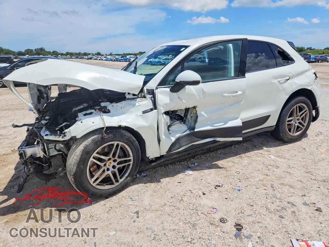 PORSCHE MACAN 2021 - WP1AA2A56MLB01179