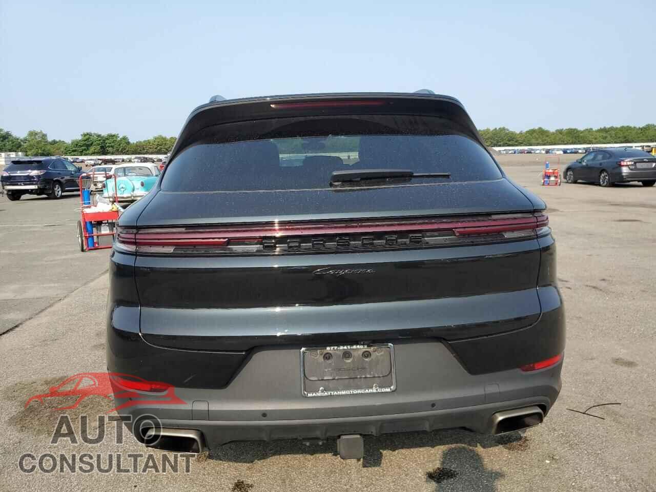 PORSCHE CAYENNE 2024 - WP1AA2AY0RDA00148