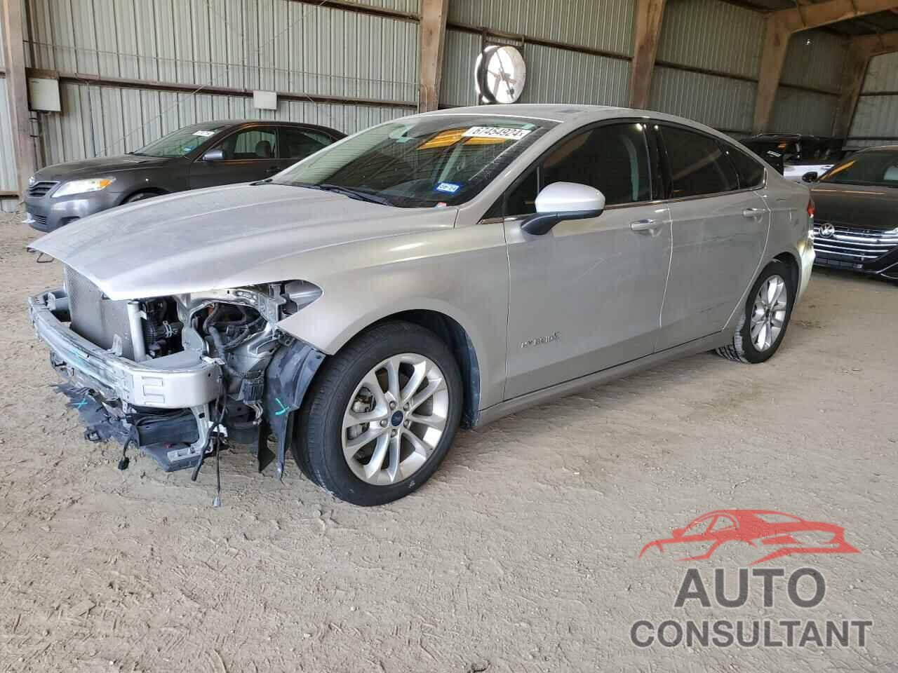 FORD FUSION 2019 - 3FA6P0LU7KR204792