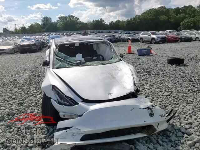 TESLA MODEL 3 2019 - 5YJ3E1EA7KF299819