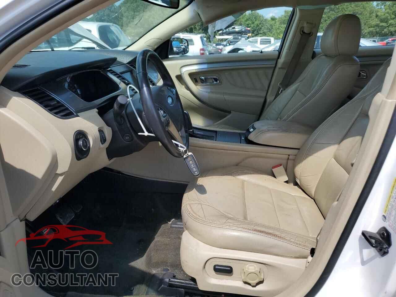 FORD TAURUS 2013 - 1FAHP2E86DG206015