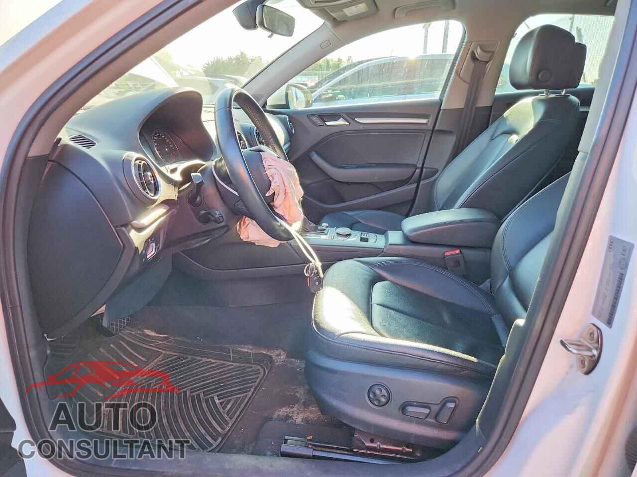 AUDI A3 2019 - WAUAUGFF7K1013111