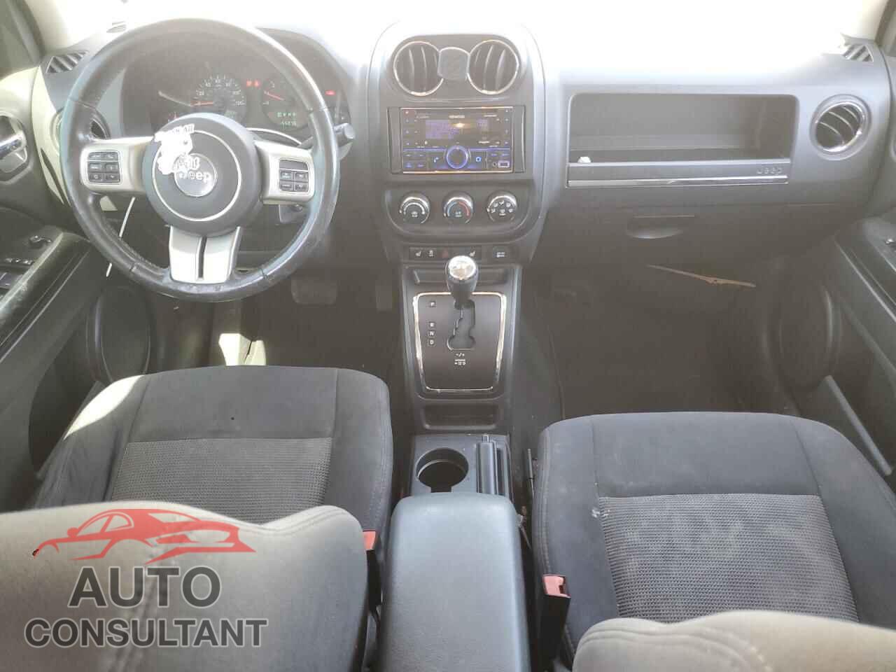 JEEP COMPASS 2011 - 1J4NF1FBXBD281460